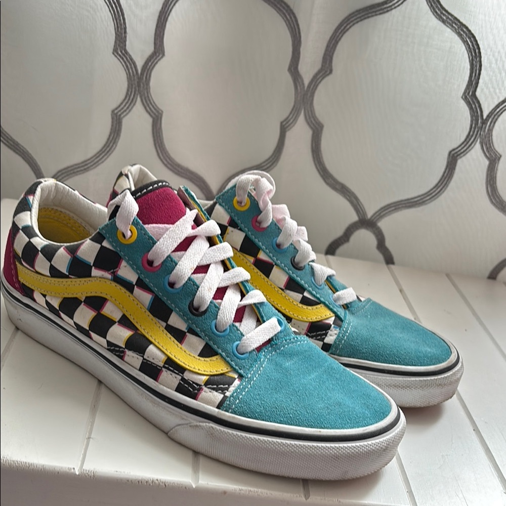 Used colorful and vibrant Women’s Vans!